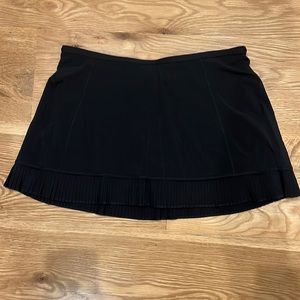 Lululemon skort size 8 black